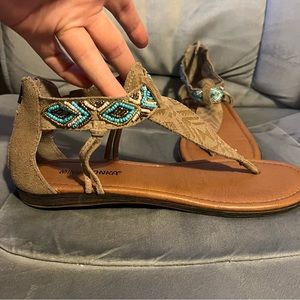 Minnetonka Sandals Blue Beaded Boho Style size 8